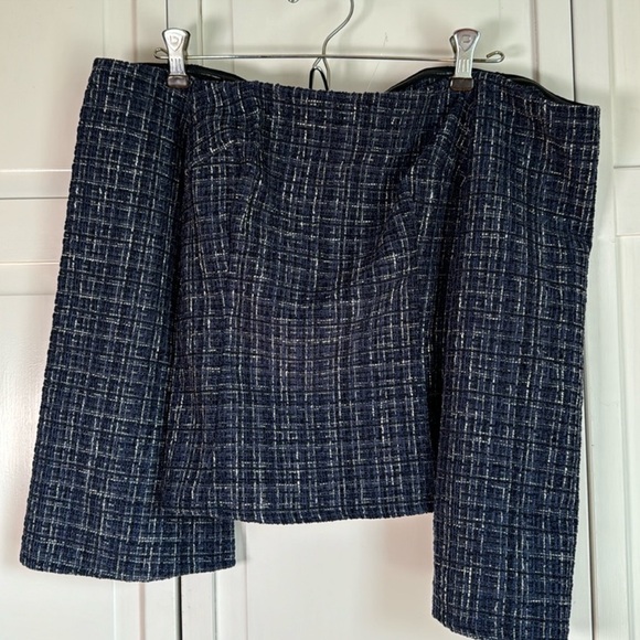 NWT Zara black and blue tweed off the shoulder top size XS - Picture 5 of 9